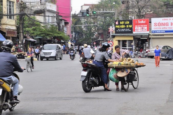 Hanoi. Vendeuse_DSC0463 (1)